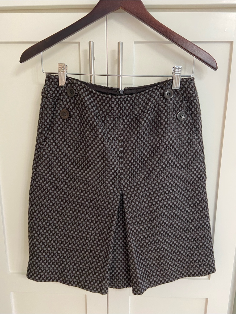 Ann Taylor Factory Black and Gray Patterned Pencil Skirt